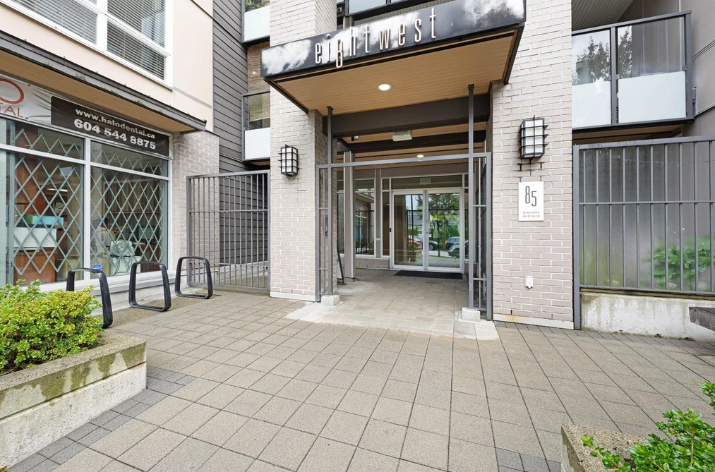 213 85 EIGHTH AVENUE, New Westminster BC V3L 0E9, New Westminster BC — Residential for Sale - Photo 4