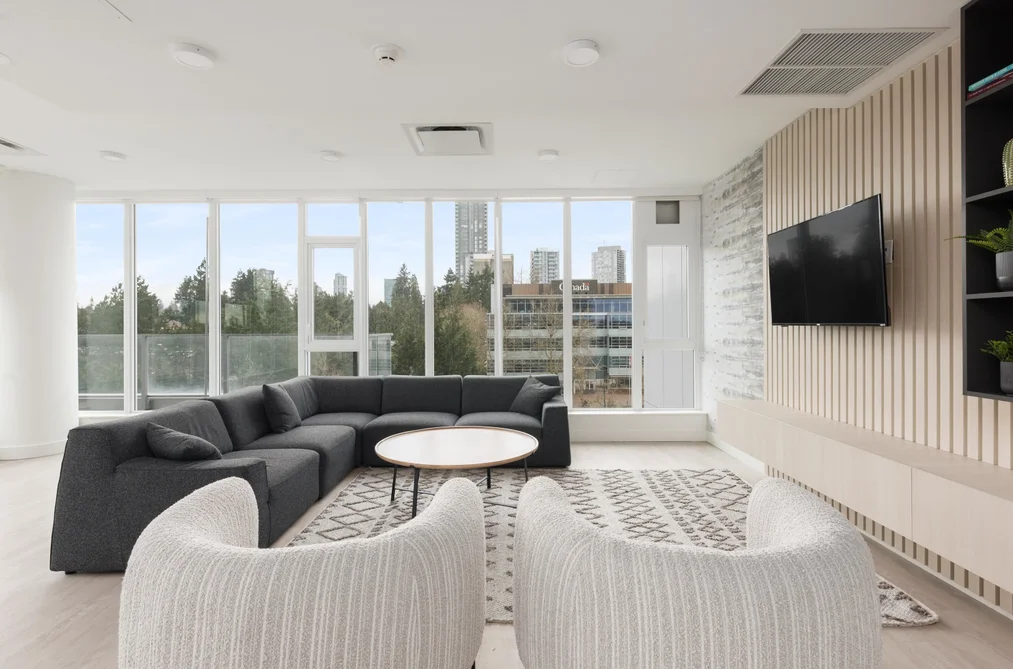 Condo for sale at 213 9675 King George Boulevard Surrey British Columbia - MLS: R3123746