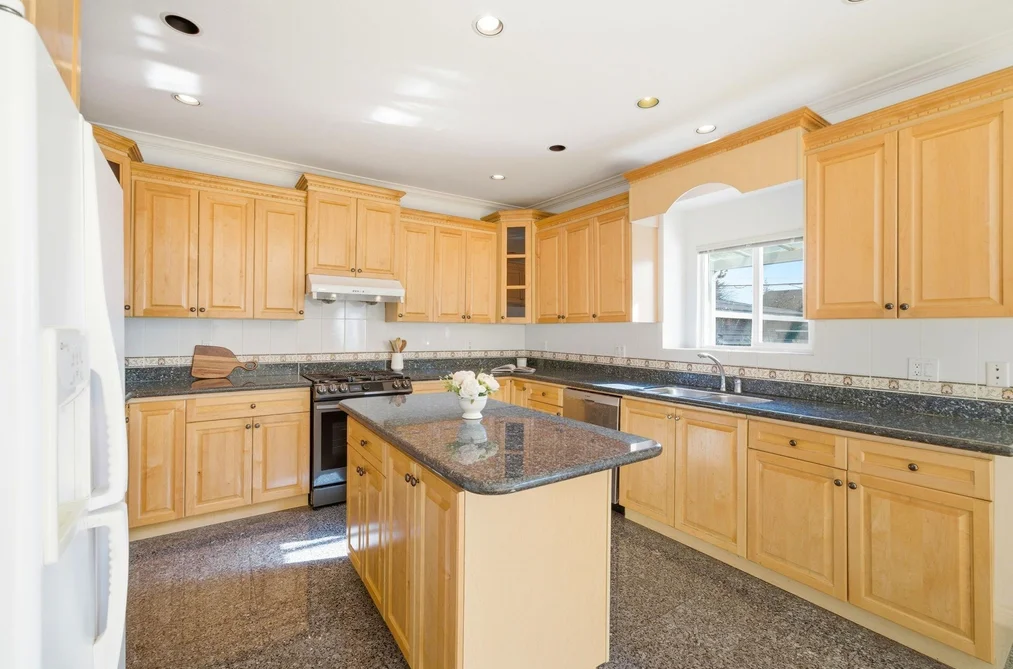 213 W 28TH STREET, North Vancouver BC V7N 2H9, North Vancouver BC — Residential for Sale - Photo 4