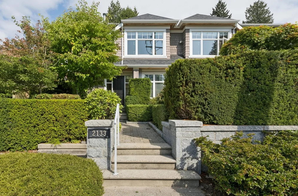 Townhouse for sale at 2133 Gordon Avenue West Vancouver British Columbia - MLS: R3092644