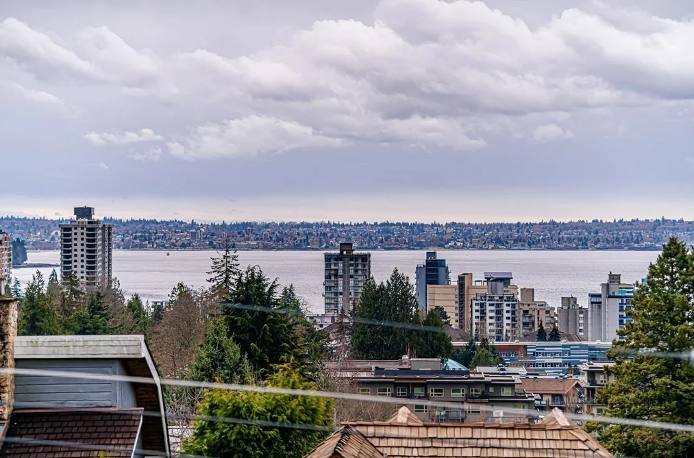 2135 LAWSON AVENUE, West Vancouver BC V7V 2E1, West Vancouver BC — Residential for Sale - Photo 2