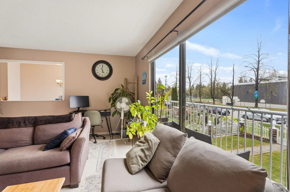 2136 JONES AVENUE, North Vancouver BC V7M 3E7, North Vancouver BC — Residential for Sale - Photo 4