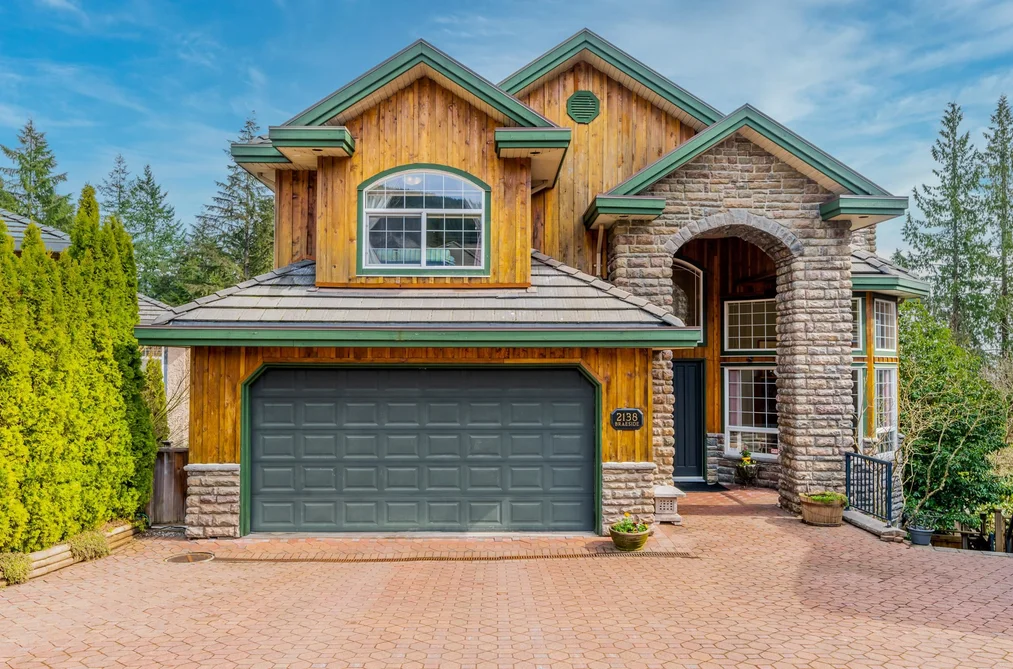 House for sale at 2138 Braeside Place Coquitlam British Columbia - MLS: R3083382