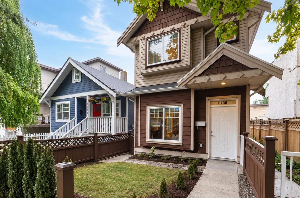 Half Duplex for sale at 2139 Triumph Street Vancouver British Columbia - MLS: R3166466