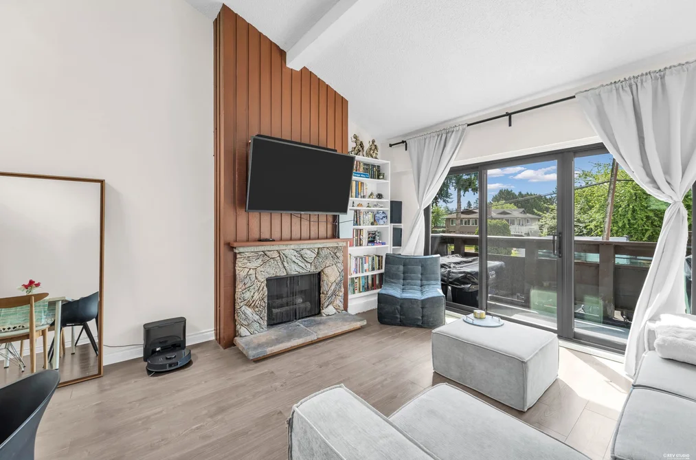 Condo for sale at 214 11791 King Road Richmond British Columbia - MLS: R3122704
