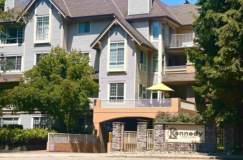 Condo for sale at 214 1242 Town Centre Boulevard Coquitlam British Columbia - MLS: R3146349