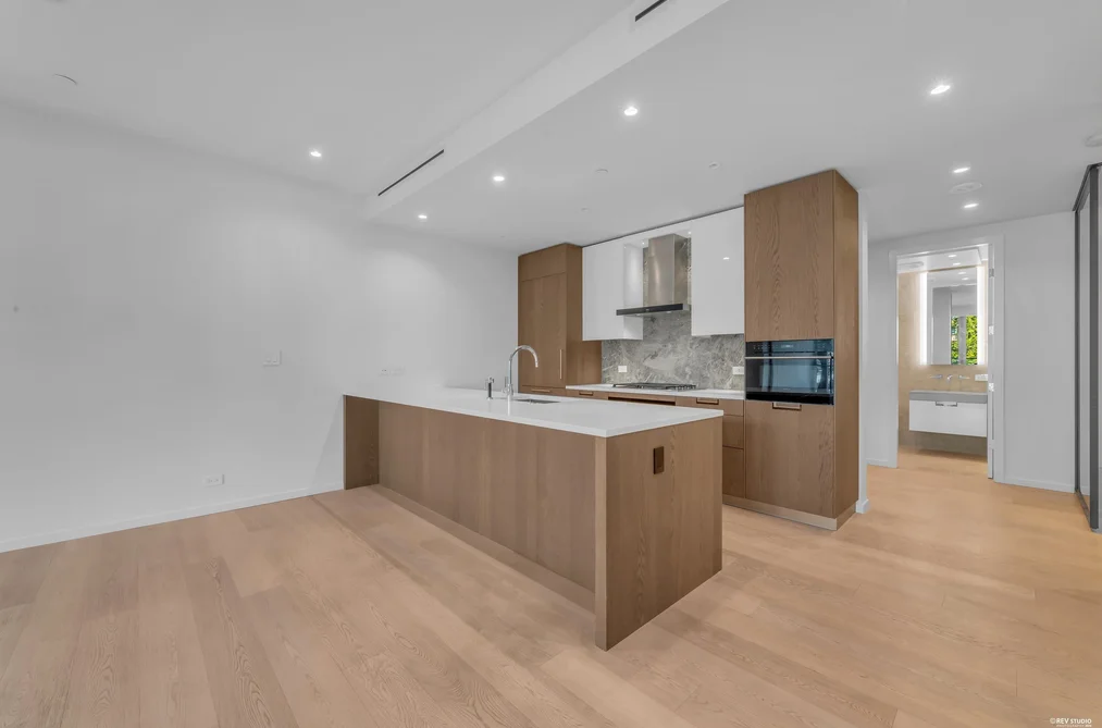 214 1355 BELLEVUE AVENUE, West Vancouver BC V7T 0B4, West Vancouver BC — Residential for Sale — Photo 14 of 39
