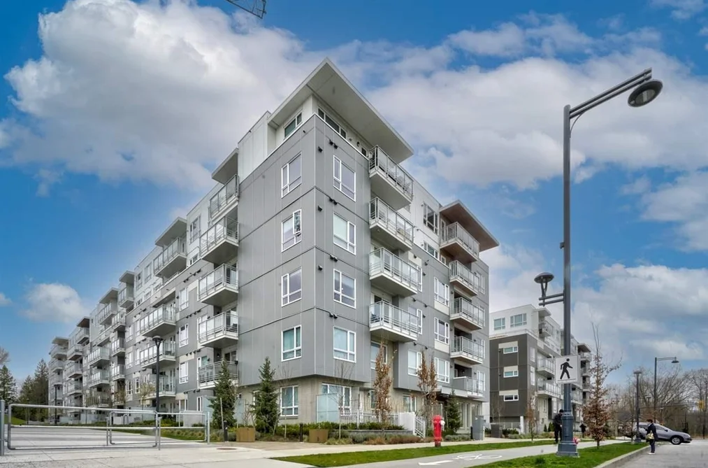 214 13963 105 BOULEVARD, Surrey BC V3T 0M9, Surrey BC — Residential for Sale - Photo 2