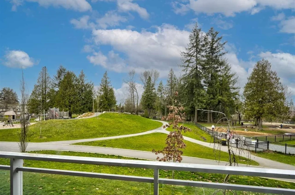 214 13963 105 BOULEVARD, Surrey BC V3T 0M9, Surrey BC — Residential for Sale — Photo 6 of 16