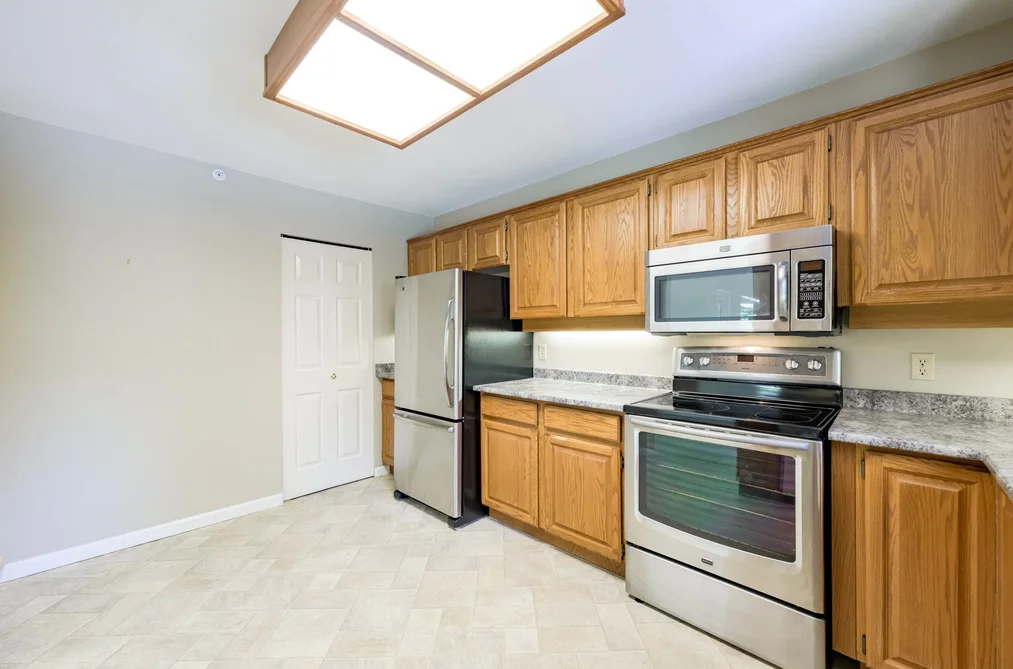 214 15255 18 AVENUE, Surrey BC V4A 1W9, Surrey BC — Residential for Sale — Photo 18 of 40