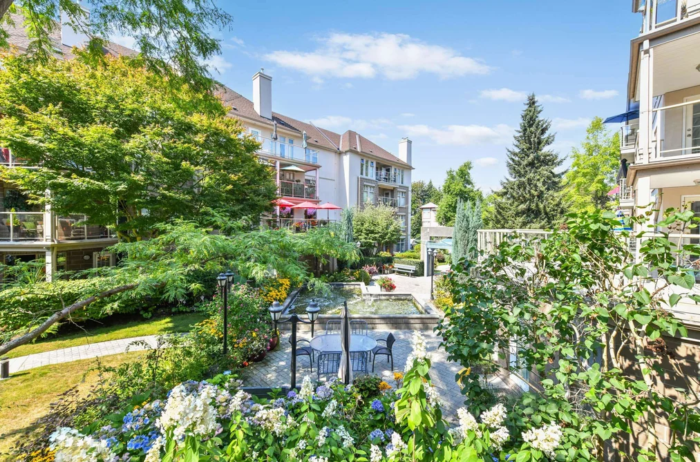 Condo for sale at 214 15350 19a Avenue Surrey British Columbia - MLS: R3156646