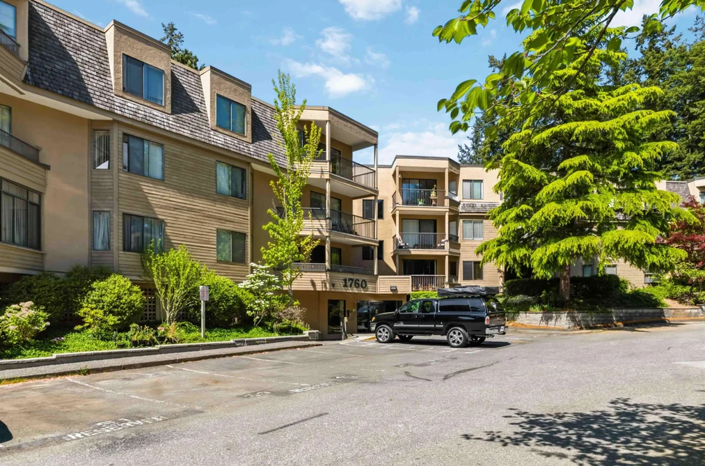214 1760 SOUTHMERE CRESCENT CRESCENT, Surrey BC V4A 6E5, Surrey BC — Residential for Sale - Photo 3