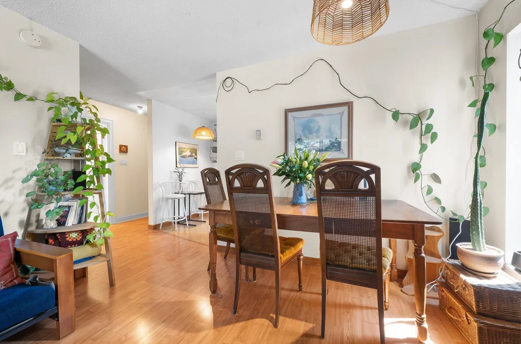 214 2190 W 7TH AVENUE, Vancouver, BC — Residential for Sale — Photo 8 of 33