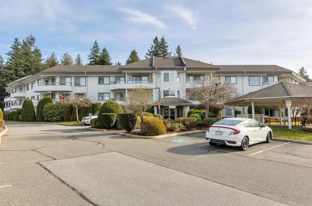 214 2451 GLADWIN ROAD, Abbotsford BC V2T 3N8, Abbotsford BC — Residential for Sale - Photo 2