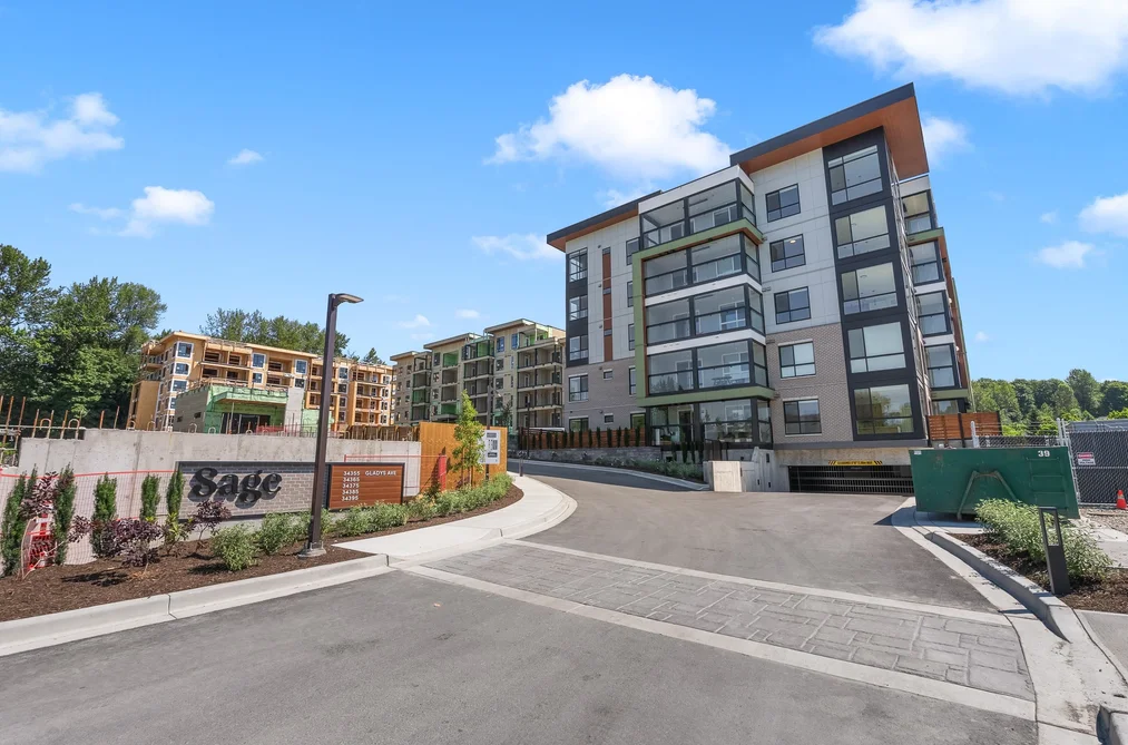 Condo for sale at 214 34395 Gladys Avenue Abbotsford British Columbia - MLS: R3145744