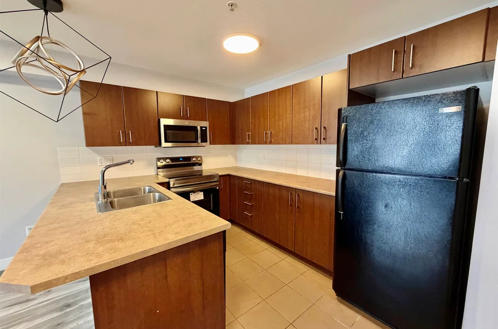 214 45555 YALE ROAD, Chilliwack BC V2P 0A9, Chilliwack BC — Residential for Sale - Photo 3