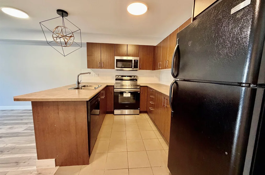 214 45555 YALE ROAD, Chilliwack BC V2P 0A9, Chilliwack BC — Residential for Sale - Photo 4