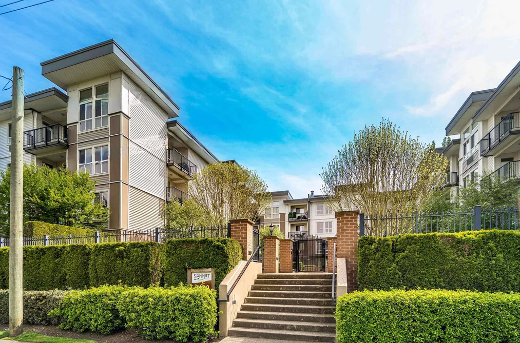 Condo for sale at 214 5430 201 Street Langley British Columbia - MLS: R3117583