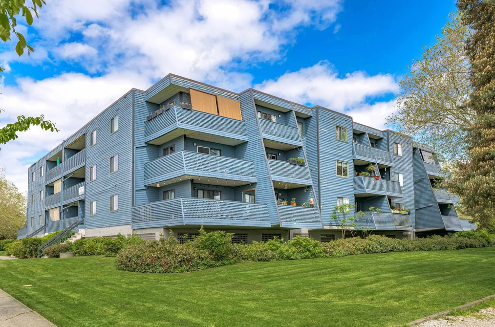 Condo for sale at 214 5906 176a Street Surrey British Columbia - MLS: R3124406
