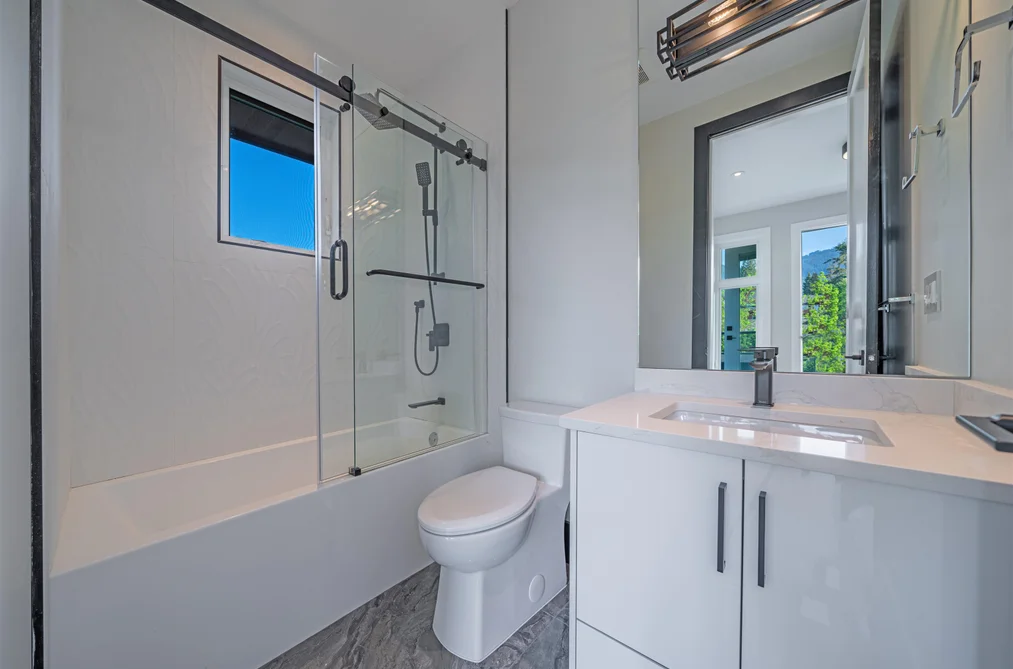 214 W 24TH STREET, North Vancouver BC V7M 2C4, North Vancouver BC — Residential for Sale — Photo 28 of 40