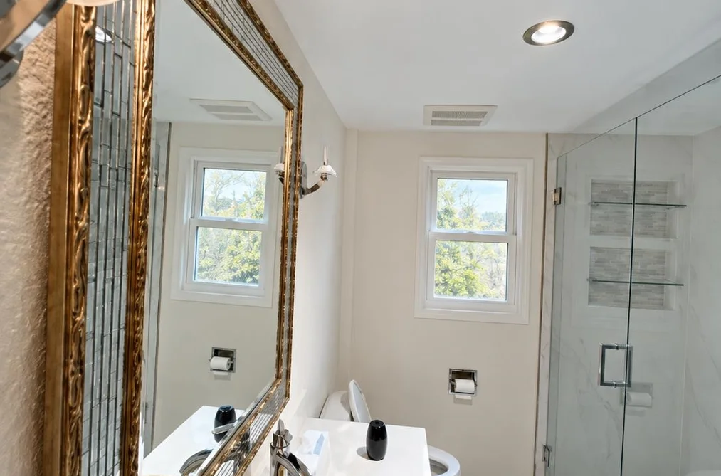 2140 W 32nd Avenue, Vancouver, BC - House for Sale - Photo 7 of 10 2140 W 32nd Avenue, Vancouver, BC - House for Sale - Photo 7 of 10