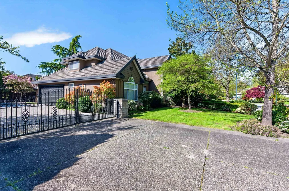 House for sale at 2142 139a Street Surrey British Columbia - MLS: R3114405