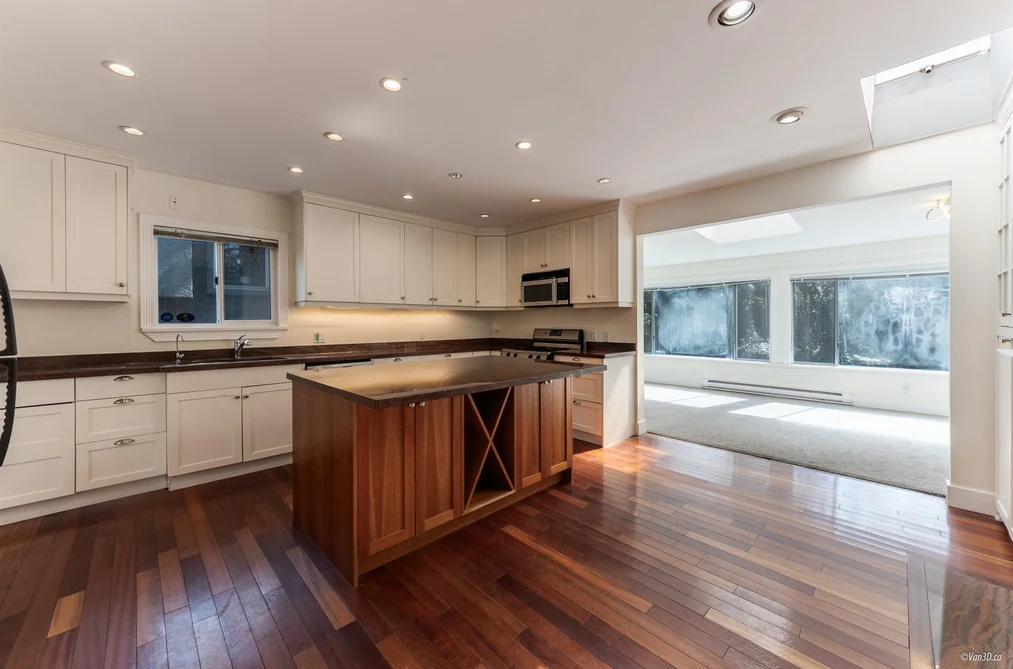 2146 W 33RD AVENUE, Vancouver BC V6M 1B9, Vancouver BC — Residential for Sale — Photo 3 of 37
