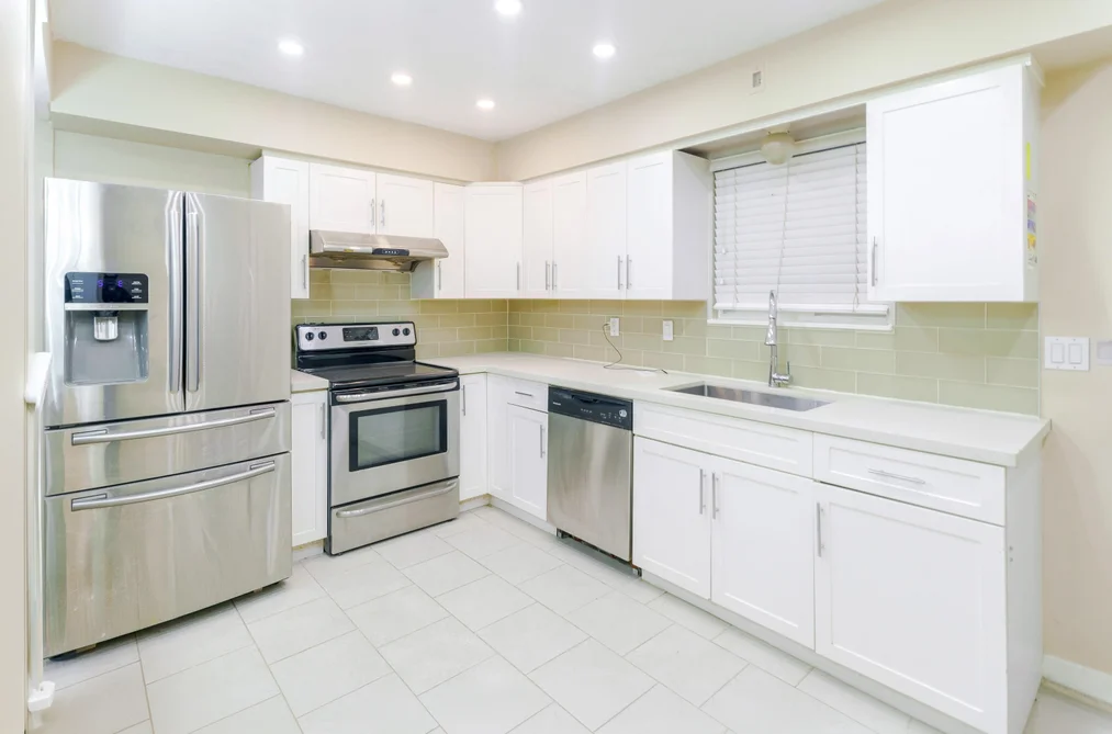21462 MAYO PLACE, Maple Ridge BC V2X 2K9, Maple Ridge BC — Residential for Sale - Photo 2
