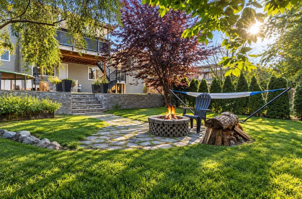 21492 Donovan Avenue, Maple Ridge, BC - MLS: R3165228 - Photo 4 21492 Donovan Avenue, Maple Ridge, BC - MLS: R3165228 - Photo 4