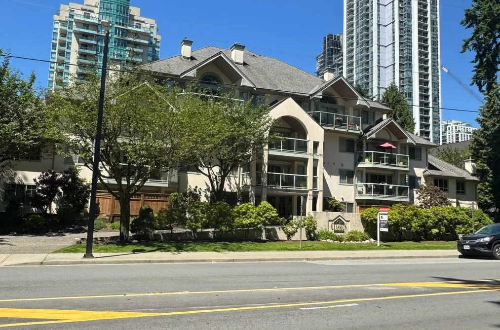 Condo for sale at 215 1148 Westwood Street Coquitlam British Columbia - MLS: R3014768