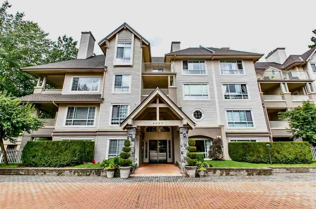 Condo for sale at 215 1242 Town Centre Boulevard Coquitlam British Columbia - MLS: R3097198