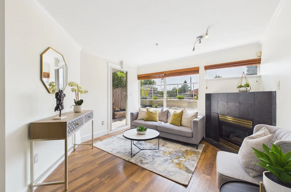 Condo for sale at 215 2238 Kingsway Street Vancouver British Columbia - MLS: R3146974