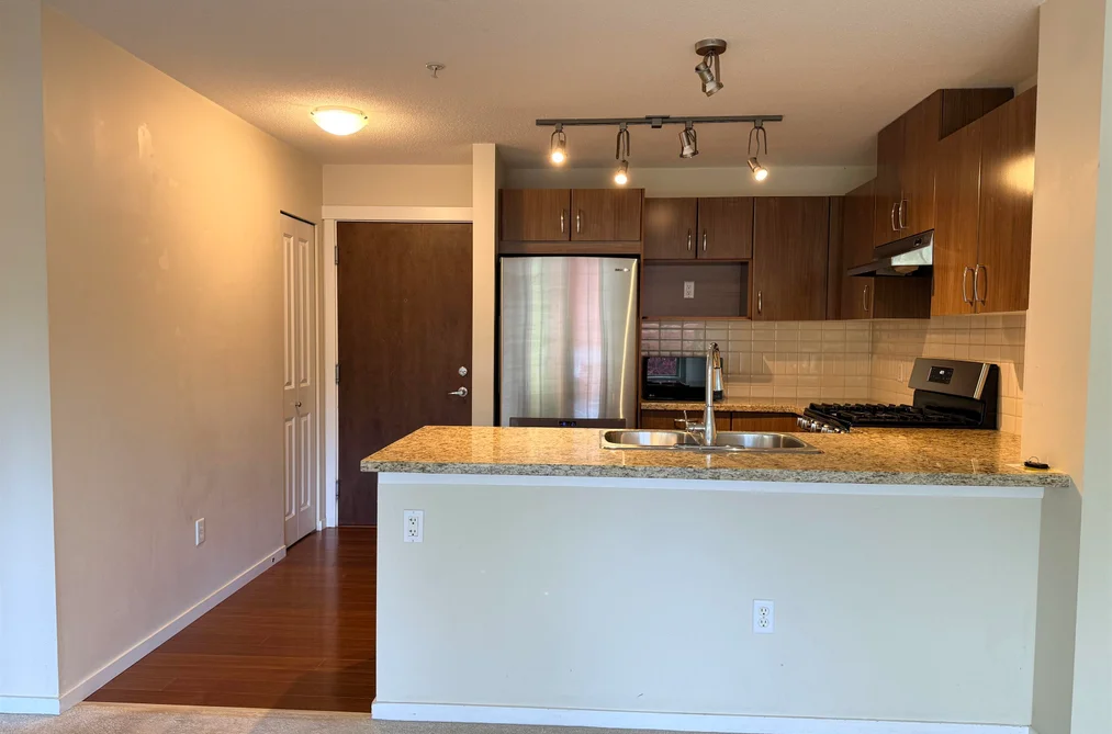 215 3110 DAYANEE SPRINGS BOULEVARD, Coquitlam BC V3E 0B4, Coquitlam BC — Residential for Sale - Photo 7