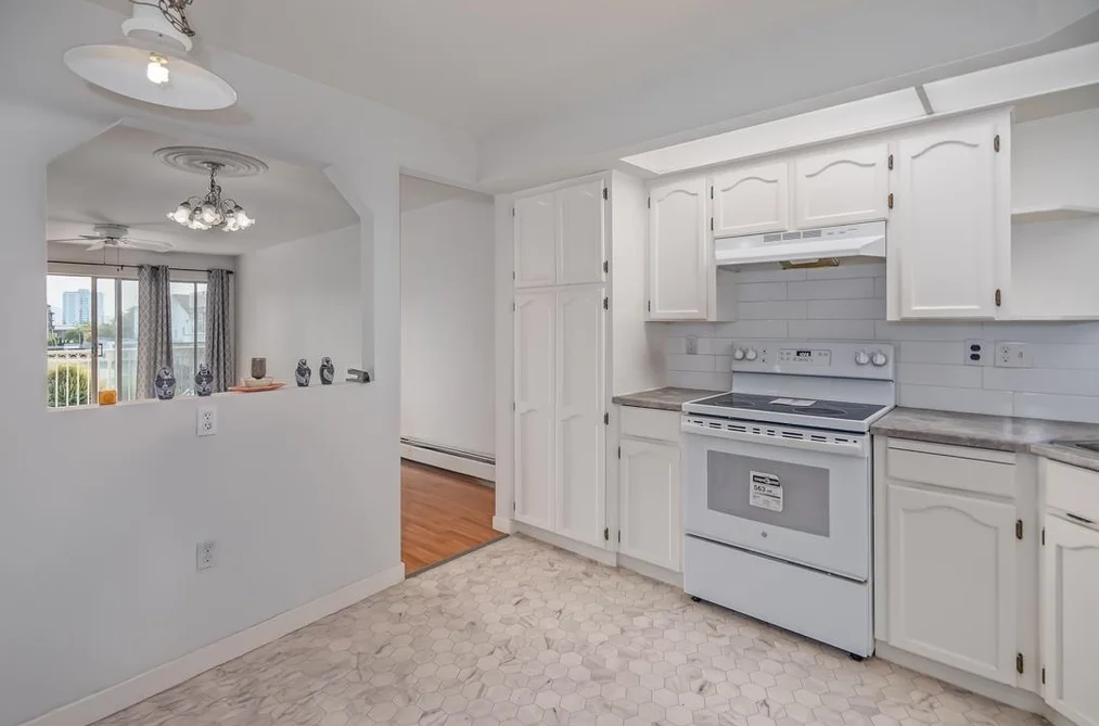215 31930 OLD YALE ROAD, Abbotsford BC V2T 2C7, Abbotsford BC — Residential for Sale - Photo 5