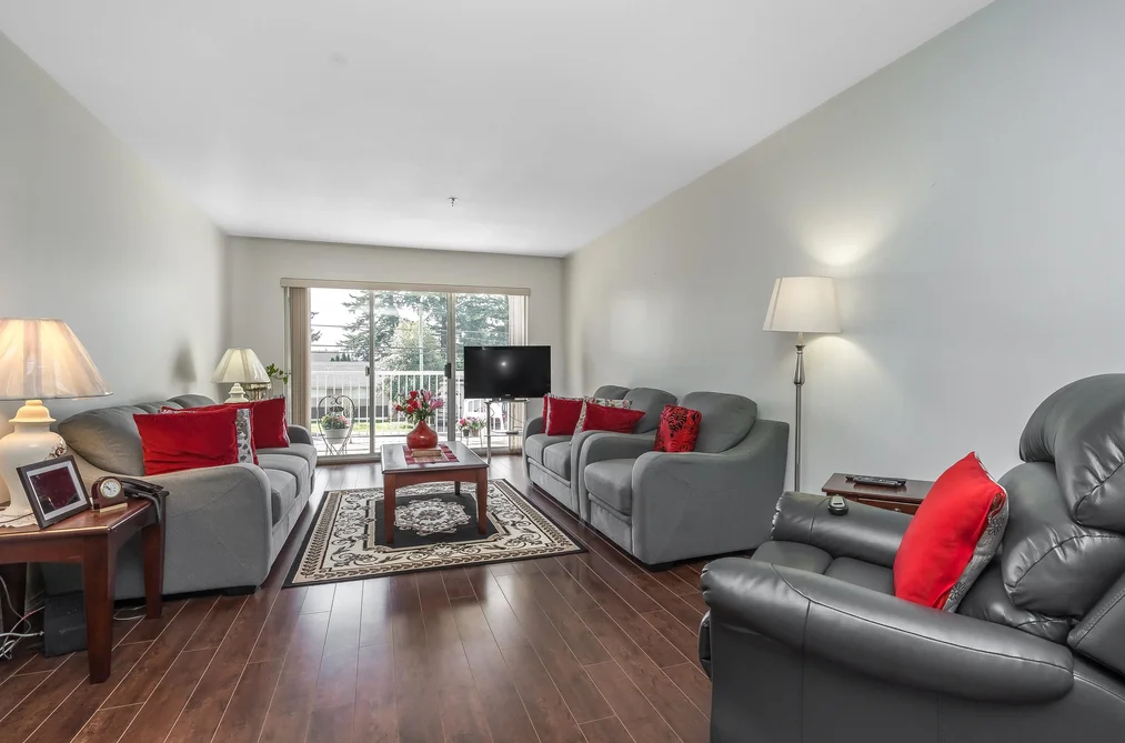 215 33535 KING ROAD, Abbotsford BC V2S 6Z5, Abbotsford BC — Residential for Sale - Photo 2