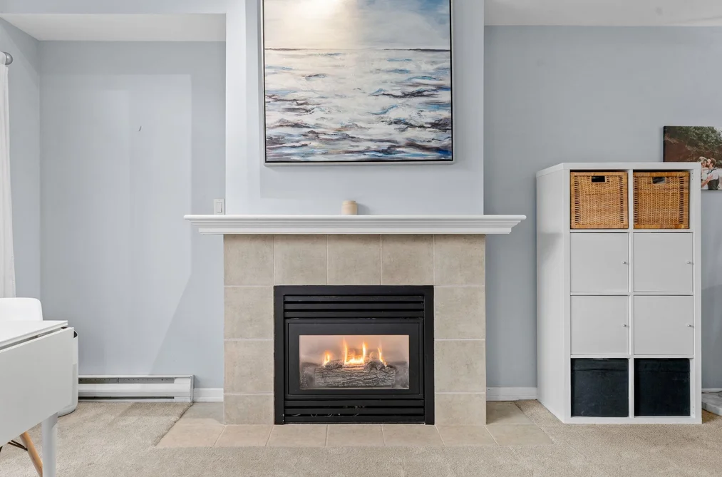 215 3600 WINDCREST DRIVE, North Vancouver BC V7G 2S5, North Vancouver BC — Residential for Sale - Photo 3