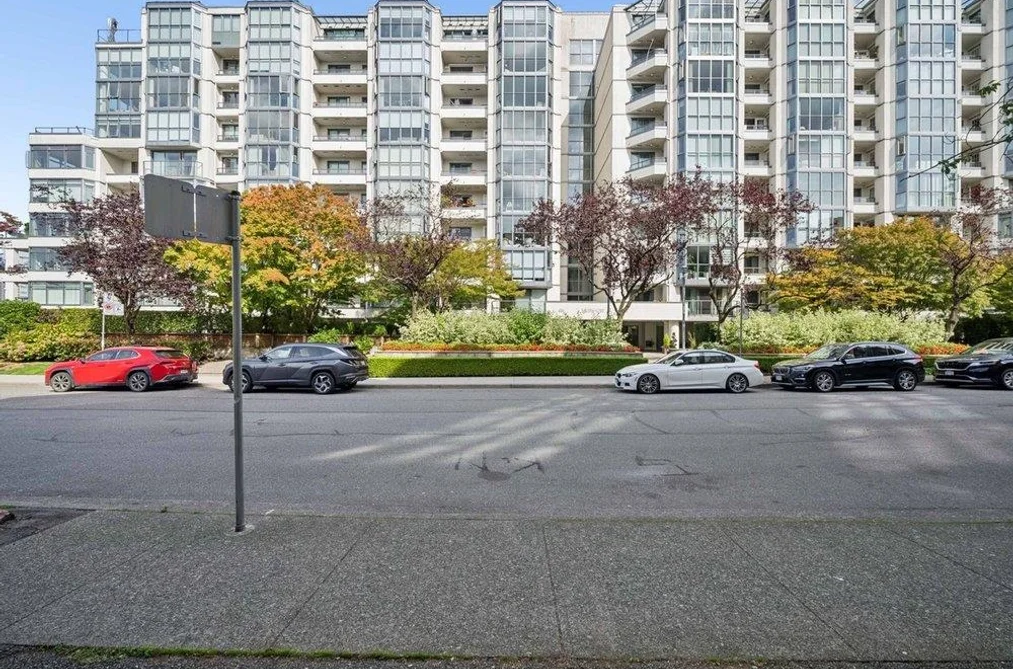 Condo for sale at 215 456 Moberly Road Vancouver British Columbia - MLS: R3164781