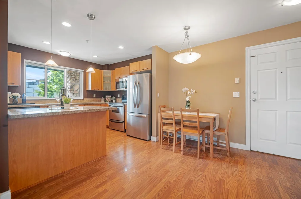 215 5438 198 STREET, Langley BC V3A 1G2, Langley BC — Residential for Sale - Photo 5
