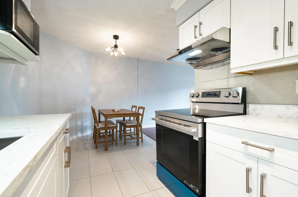 215 5932 PATTERSON AVENUE, Burnaby BC V5H 4B4, Burnaby BC — Residential for Sale - Photo 5