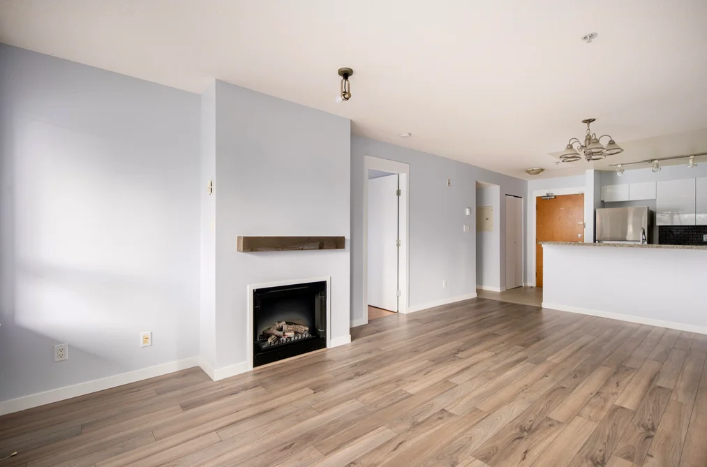 215 8060 JONES ROAD, Richmond BC V6Y 4K5, Richmond BC — Residential for Sale - Photo 2