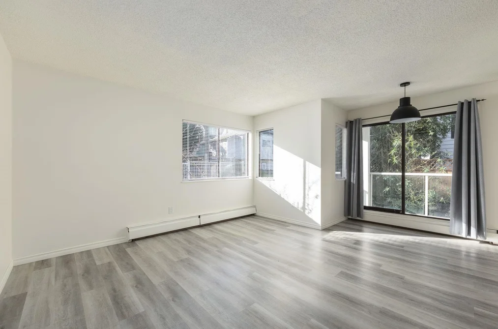 215 830 E 7TH AVENUE, Vancouver BC V5T 4J2, Vancouver BC — Residential for Sale - Photo 4