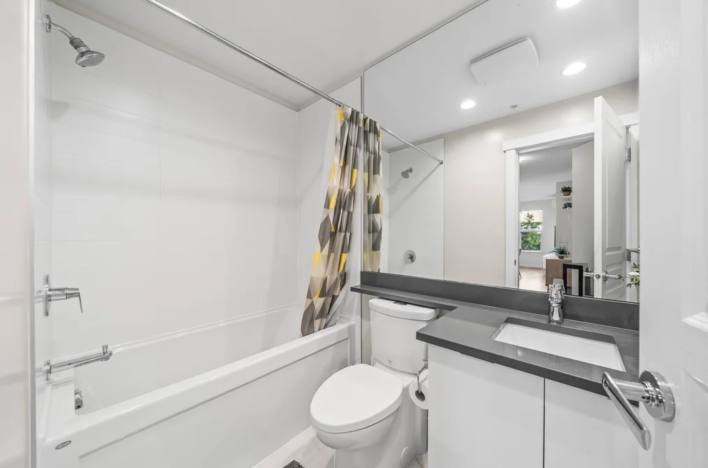 215 - 9311 Alexandra Road, Richmond, BC - MLS: R3179857 - Photo 22 215 - 9311 Alexandra Road, Richmond, BC - MLS: R3179857 - Photo 22