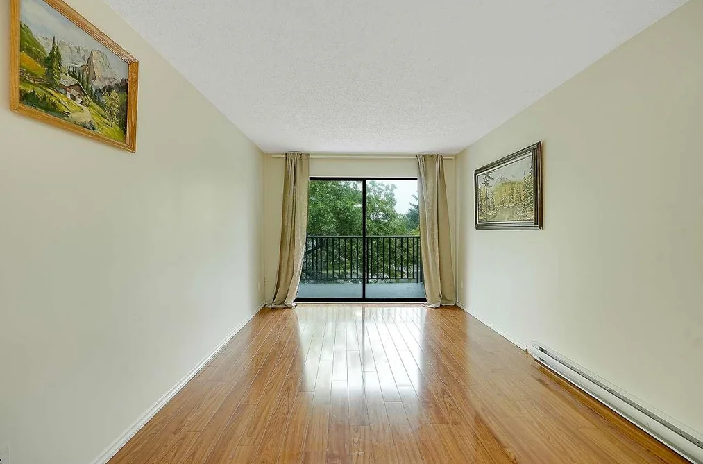 215 9952 149 STREET, Surrey BC V3R 7W7, Surrey BC — Residential for Sale - Photo 4