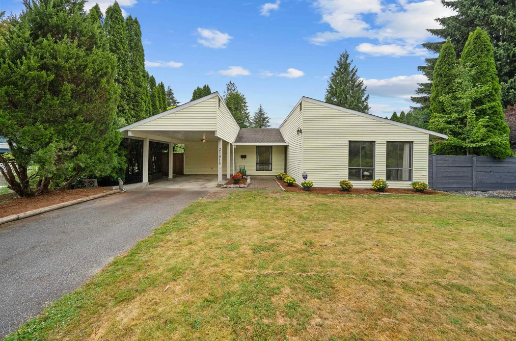 21513 Spring Avenue, Maple Ridge, BC - MLS: R3162169 - Photo 5 21513 Spring Avenue, Maple Ridge, BC - MLS: R3162169 - Photo 5