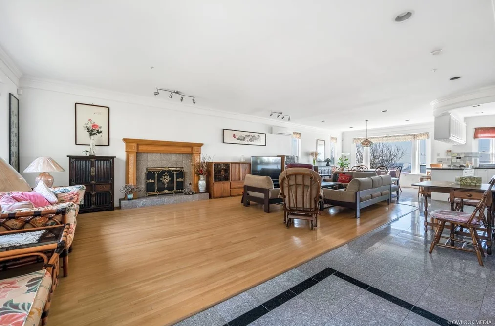 2154 BURQUITLAM DRIVE, Vancouver BC V5P 2P1, Vancouver BC — Residential for Sale - Photo 2