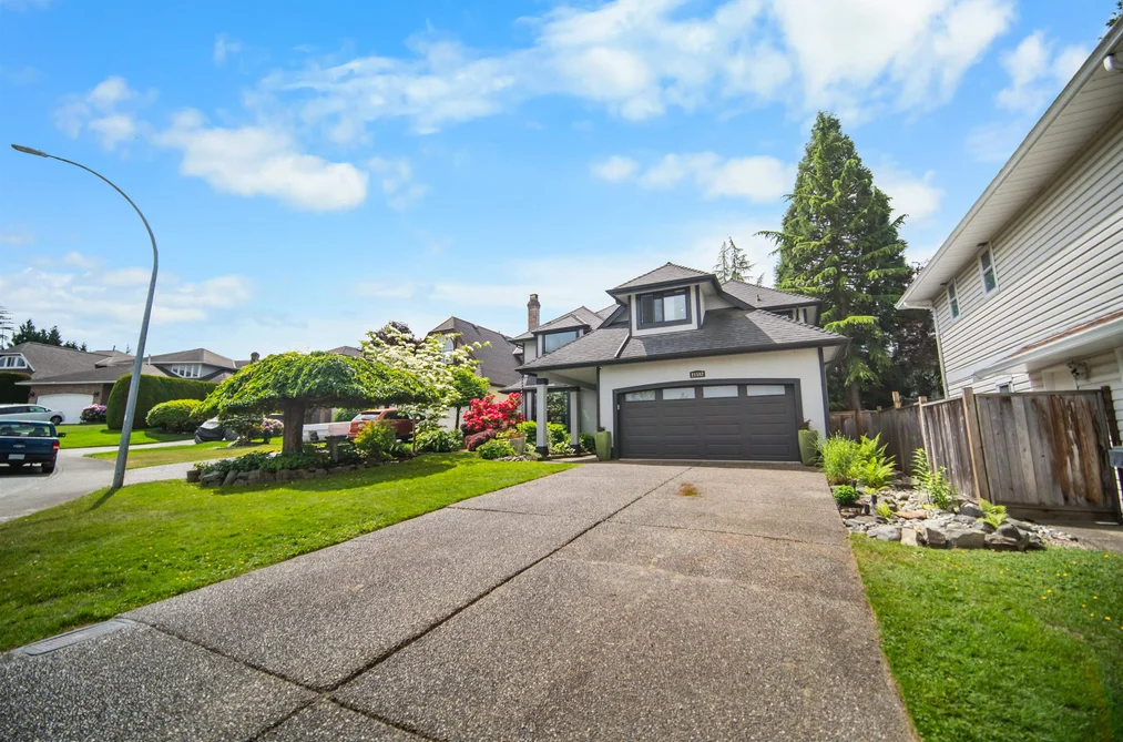 21542 87 AVENUE, Langley BC V1M 2E5, Langley BC — Residential for Sale - Photo 2