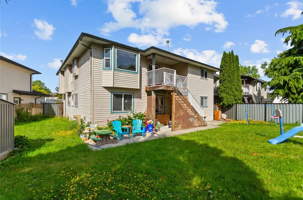 21549 50A AVENUE, Langley BC V3A 8W4, Langley BC — Residential for Sale - Photo 2
