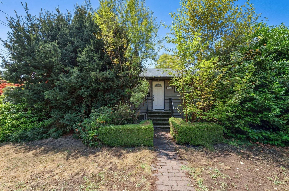 House for sale at 2155 Mohawk Avenue Coquitlam British Columbia - MLS: R3162763