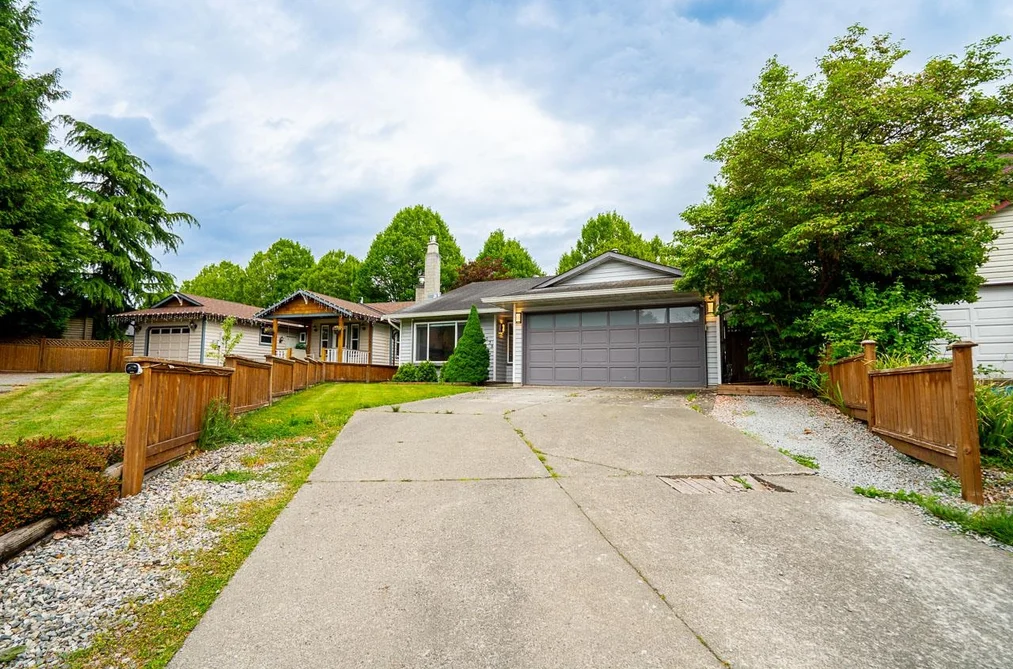 House for sale at 21579 94a Avenue Langley British Columbia - MLS: R3118852