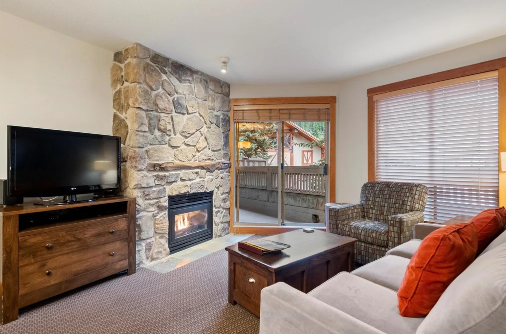 215C 2036 LONDON LANE, Whistler BC V8E 0N7, Whistler BC — Residential for Sale - Photo 2